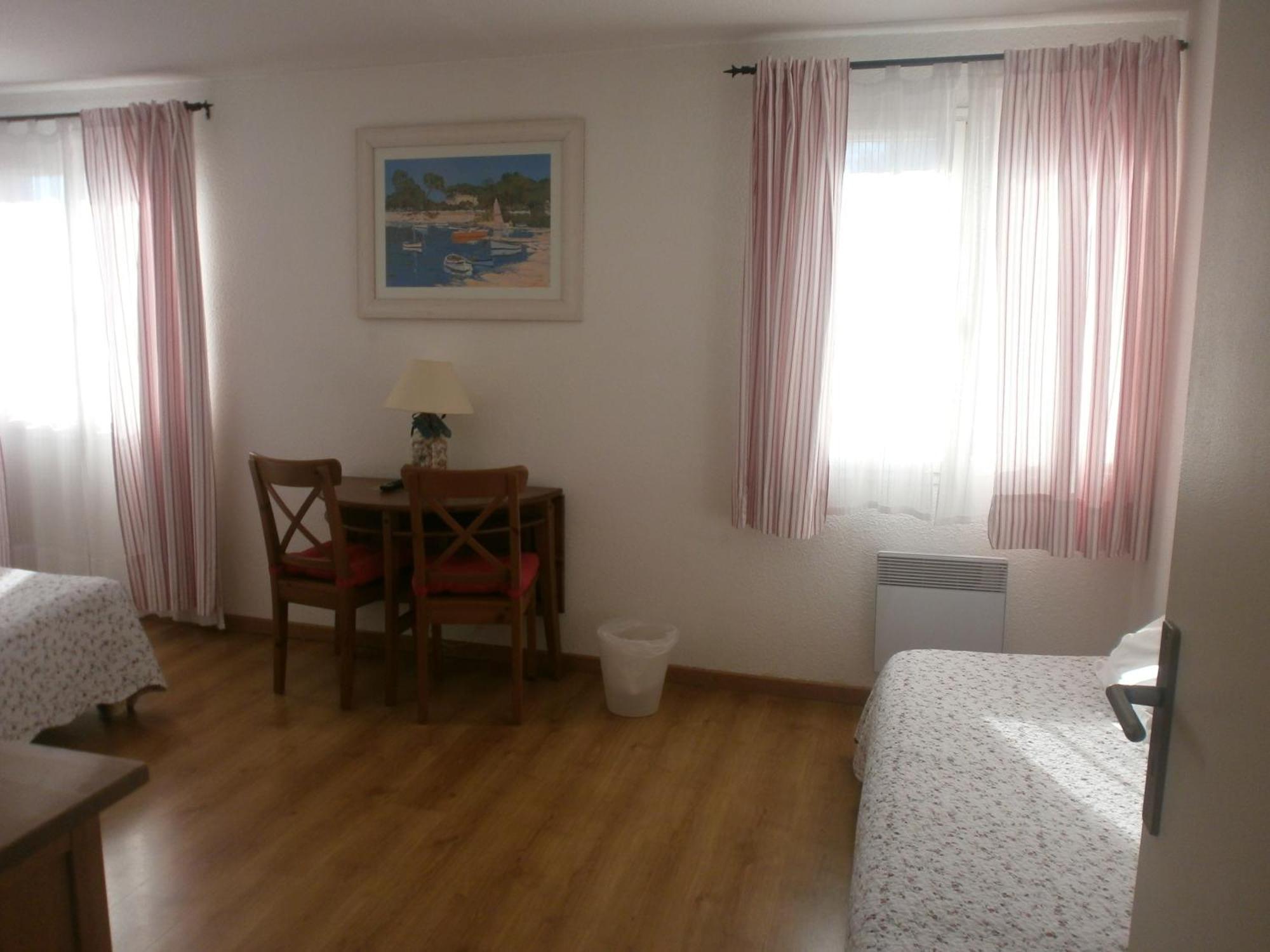 Hotel Le Clos Des Pins Six-Fours-les-Plages Oda fotoğraf