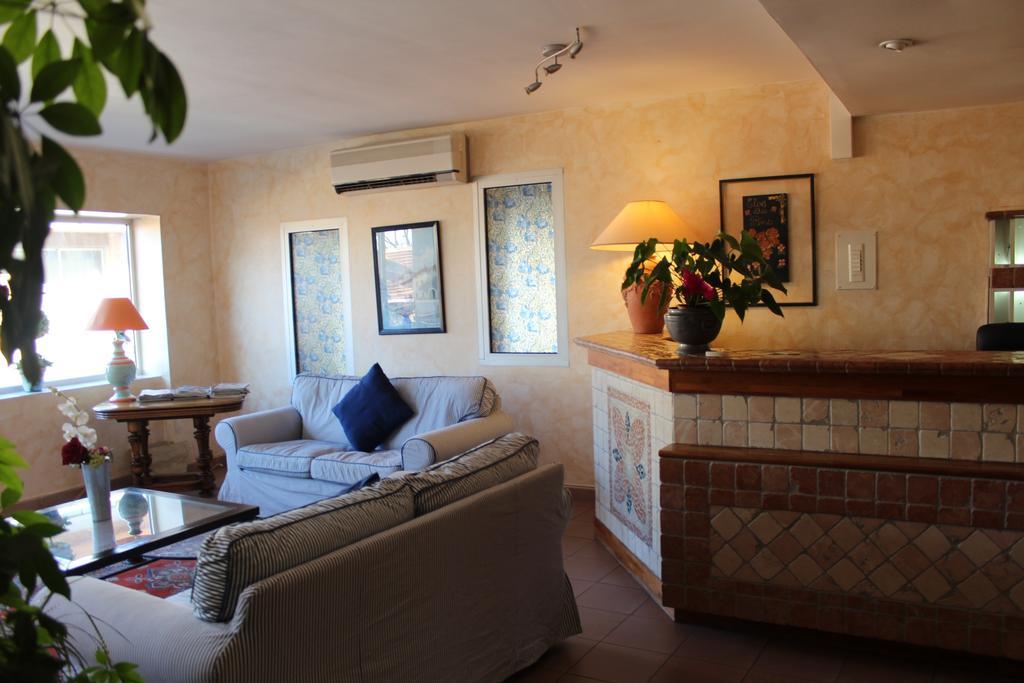 Hotel Le Clos Des Pins Six-Fours-les-Plages Dış mekan fotoğraf